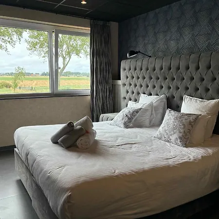 Hotel Havenzicht Westhoek Marina 2*