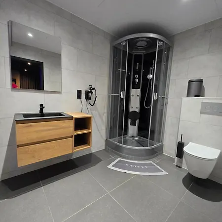 Havenzicht Westhoek Marina Hotel